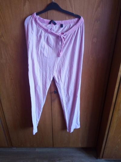 proužkové kalhoty 40-42