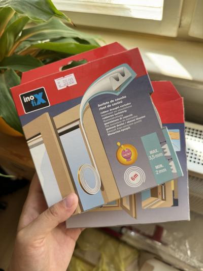 Izolační pásky na okno