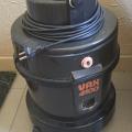 Vysavač / tepovač VAX 4100