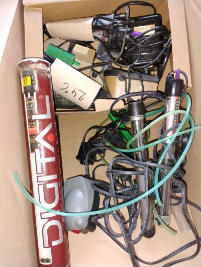 Vzduchovací motorky a topítka do akvárií