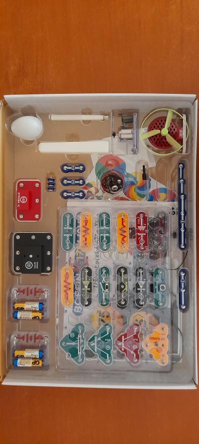 Elektronická stavebnice