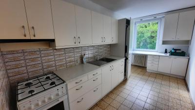 Kuchyně s ledničkou a mrazákem (Praha)