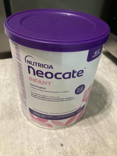 Plechovky s víčkem