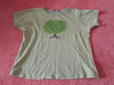Tričko zelené zn. Hema vel. 110/116.