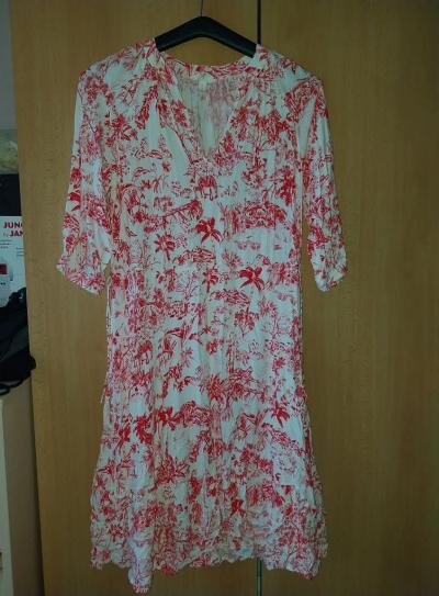 Dámské šaty velikost L