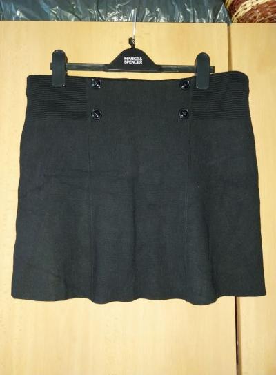 Dámská sukně vel M