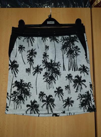 Barevná sukně velikost S