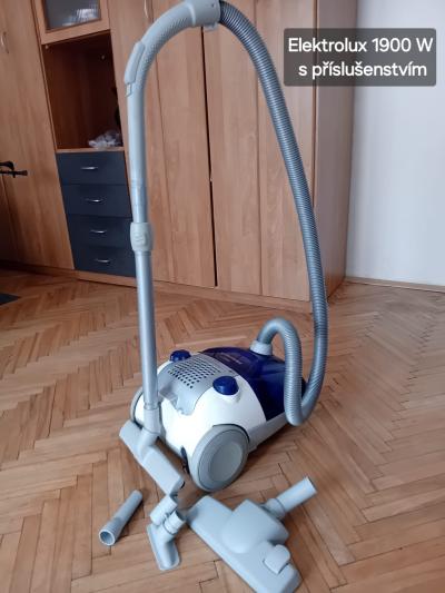 Plně funkční vysavač Electrolux 1900W