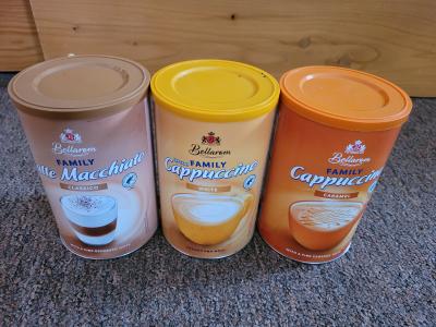 Instantní kafe otevřené, neprošlé