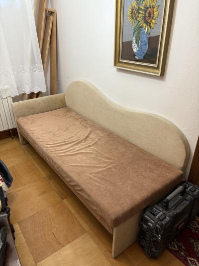 Daruji za odvoz rozkládací pohovku