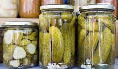 Hledám šroubovací zavařovačky.