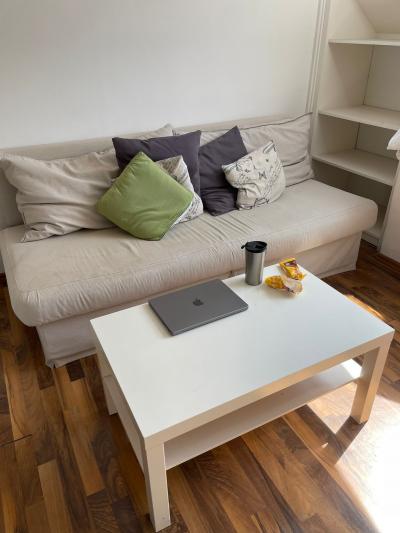 Rozkládací sedačka třímístná