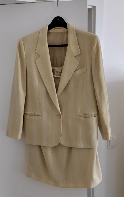 Dámský světlý retro kostým