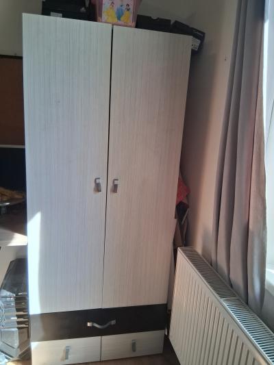 3 dětské skříně na ošacení