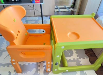 Židlička a stoleček