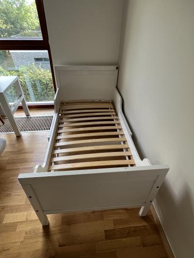 Postel ikea sundvik, dřevěná, rostoucí, rošt