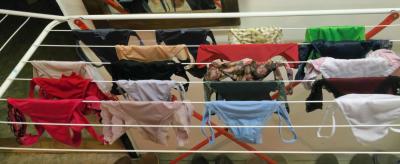 PROSÍM SPĚCHÁ! Dámské spodní prádlo