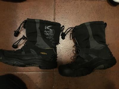Zimni boty keen 32