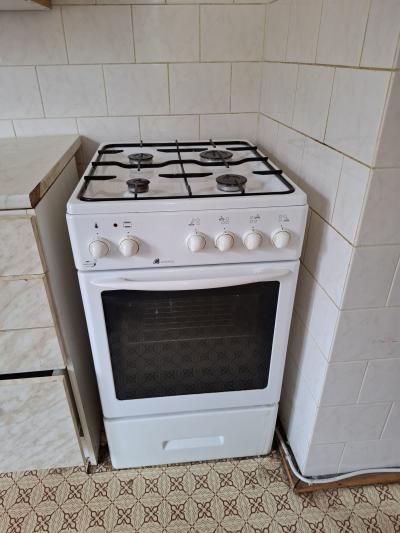 Plynový vařič s troubou Mora