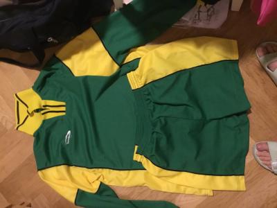 Dres s dlouhym rukavem  L