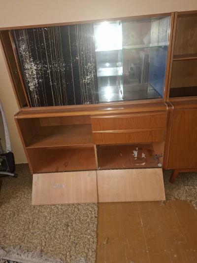 nábytek - vyklízení domu