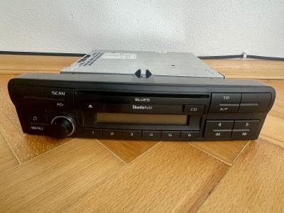 Autorádio ze Škoda Octavia 2