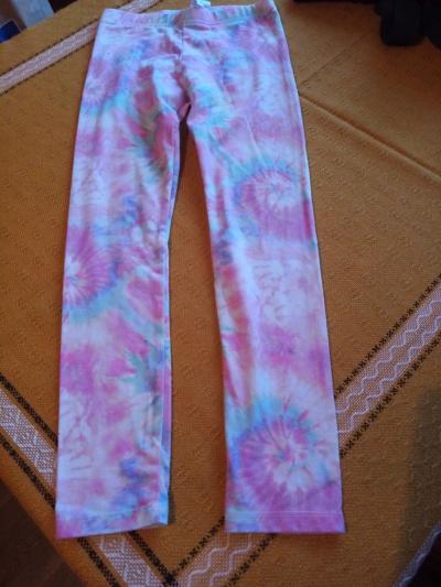 barevné leginy na štíhlí dítě 5-6