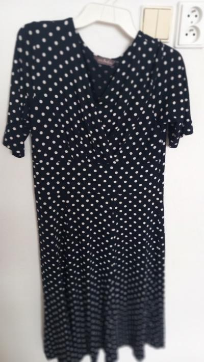 Dámské šaty velikost XL