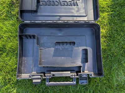 Kufr na vrtací kladivo Makita