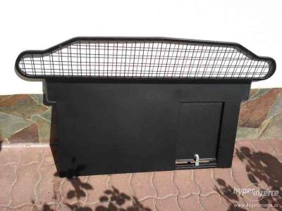 Audi A4 avant 2004 přepážka do auta