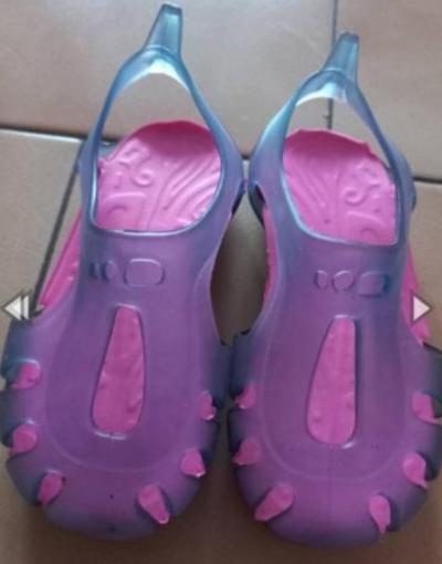 Fialové sandálky vel.14