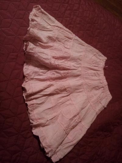 růžová zdobená sukýnka 4-5 let