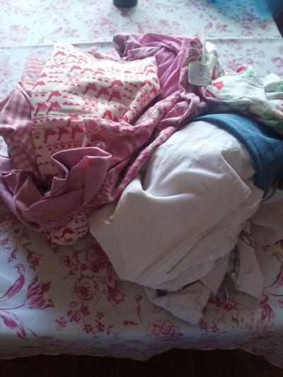 malé zbytky látek na tvoření