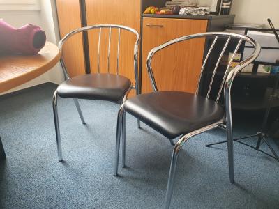 židle v perfektním stavu