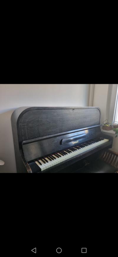 Klavír na dekorační účely