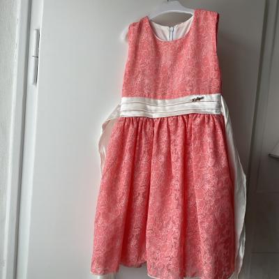 Dětské šatičky 4-5 let