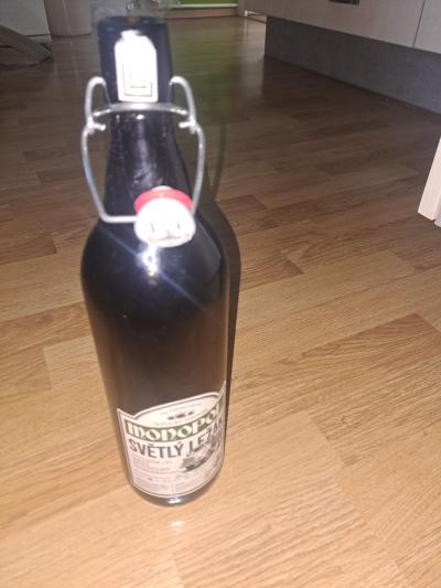 Lahev 1l se zátkovým uzávěrem