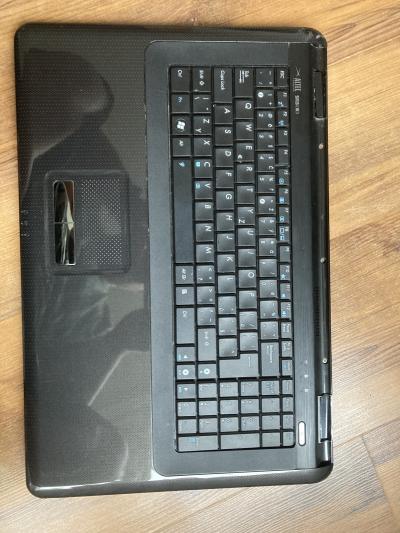 Torzo notebooku ASUS
