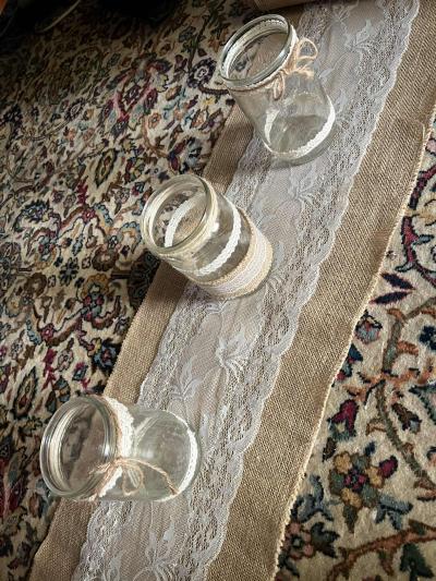 Běhouny a vázičky na přírodní svatbu