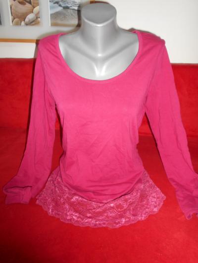 Tričko vínové s krajkou