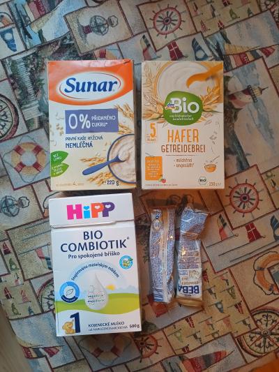 Dětské mléko a kaše