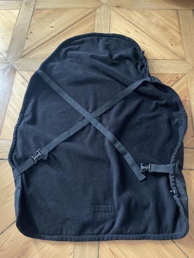 Ochrannou kapsu na nošení miminka