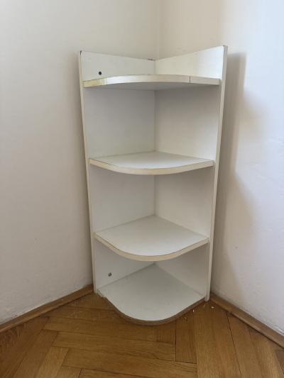 Rohová skříňka do koupelny