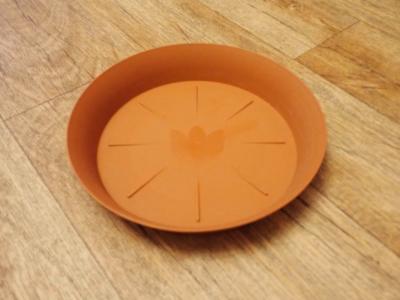 Miska pod květináč 2, průměr 18 cm