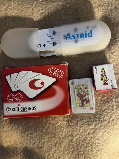 Hrací karty všech velikostí