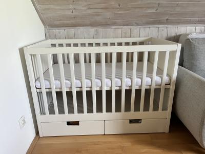 IKEA dětská postýlka Stuva
