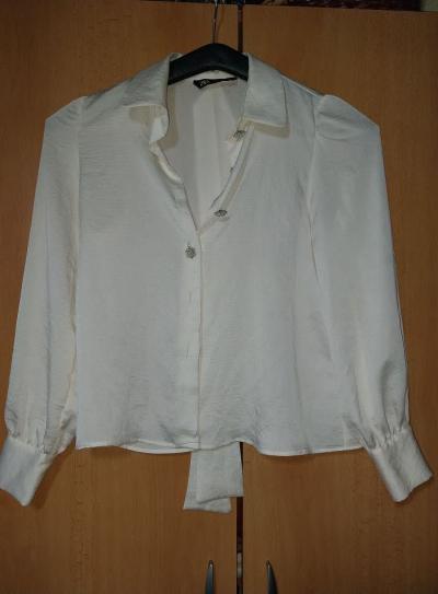 Dámská halenka vel m