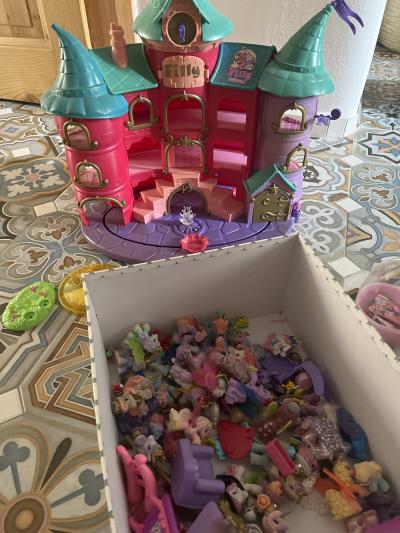 Poníky Filly a zámek