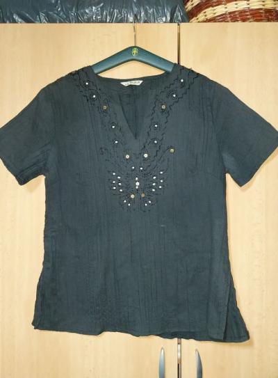 Dámské tričko velikost L