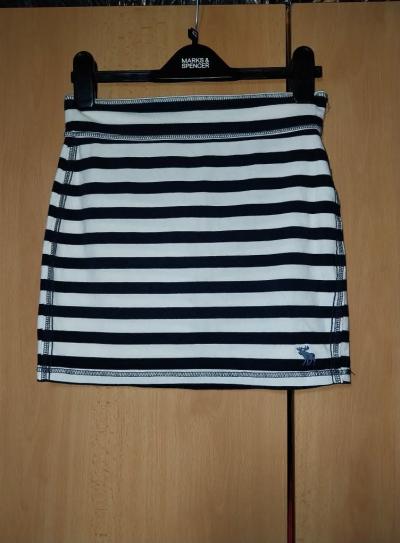 Dámská sukně velikost S